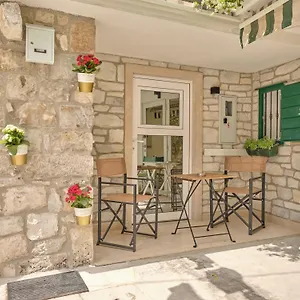 Luxury Beauty Apartment Split
